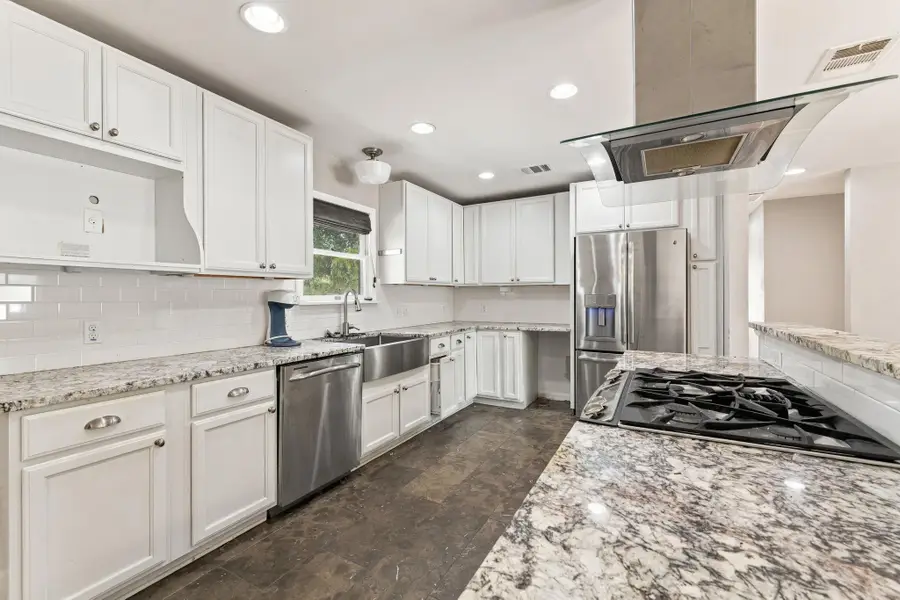 1907 Paige St, Georgetown, TX 78626 - #2