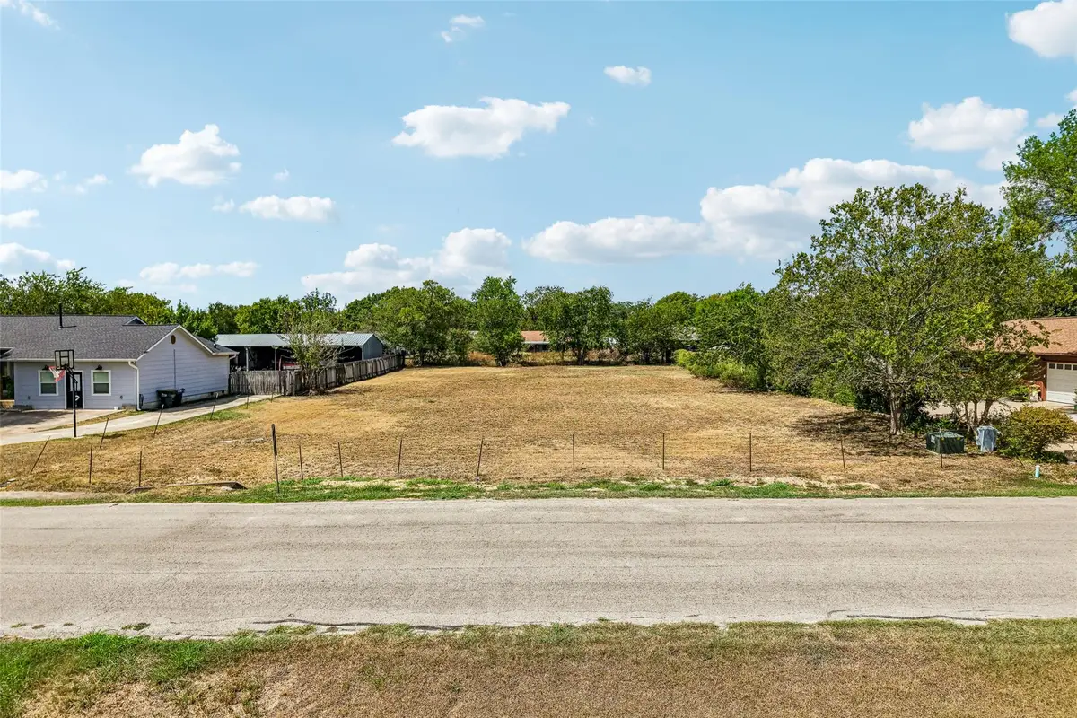 108 Sequoyah St, Buda, TX 78610 - #1