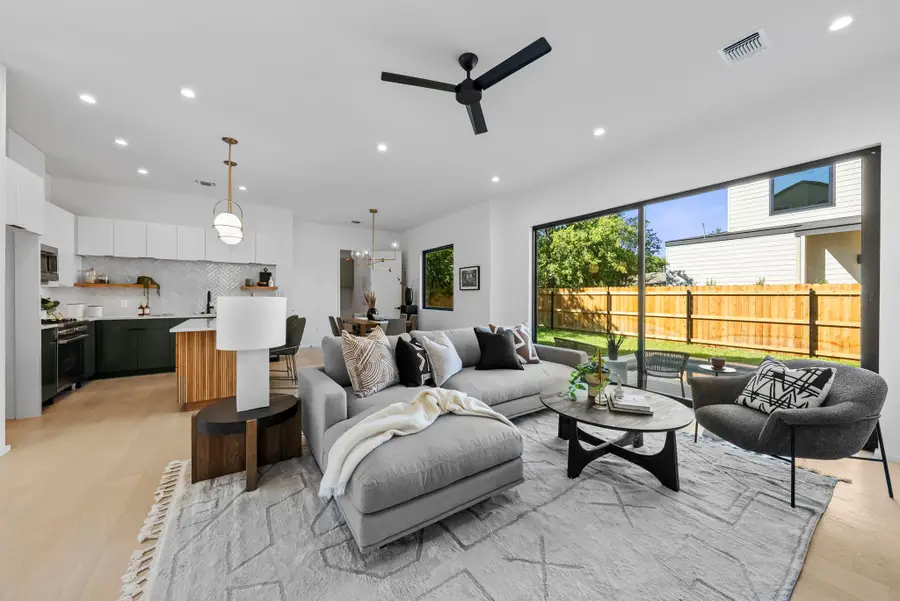 1216 Arcadia Ave #1, Austin, TX 78757 - Image #3