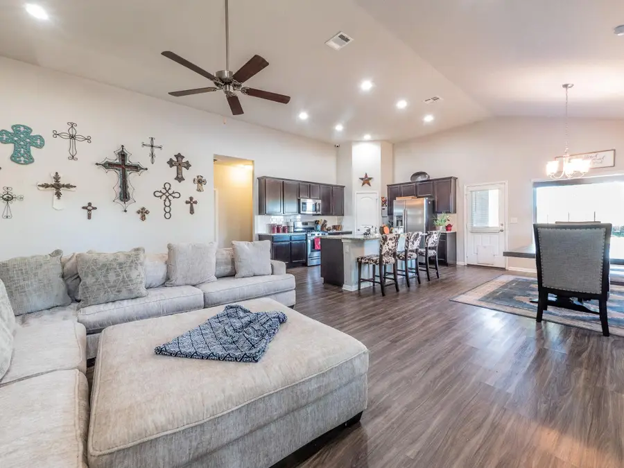 2536 Buffalo Ford Ct, Georgetown, TX 78628 - Image #3