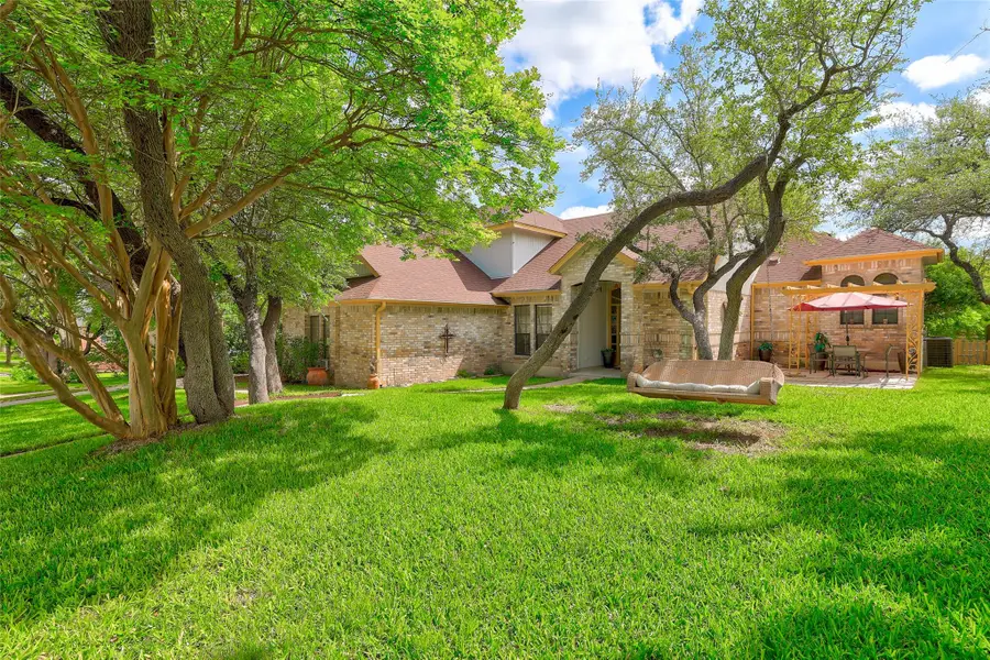 110 S Ridge Cir, Georgetown, TX 78628 - #2