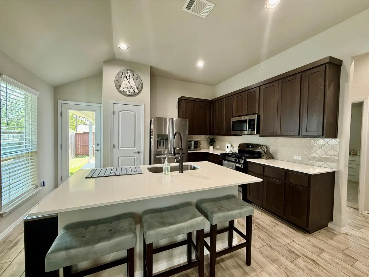 144 Riverhill Dr, Georgetown, TX 78628 - #1