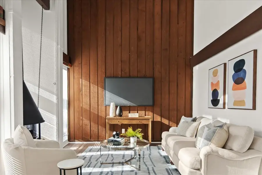 559 Demarett Dr, Point Venture, TX 78645 - Image #3