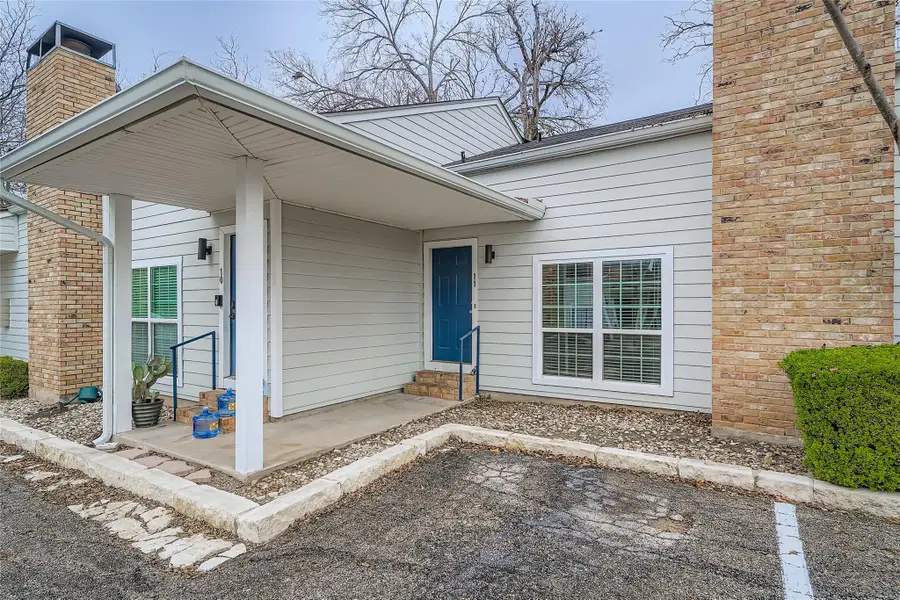5604 Woodrow Ave #11, Austin, TX 78756 - Image #2