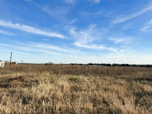 3902 County Road 270 Rd, Cameron, TX 76520