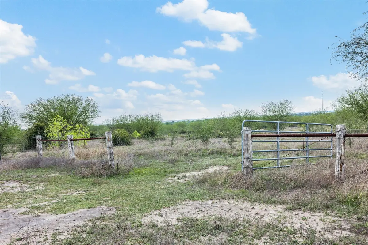 20.02 Acres Concrete Edgar Rd, Cuero, TX 77954 - #1