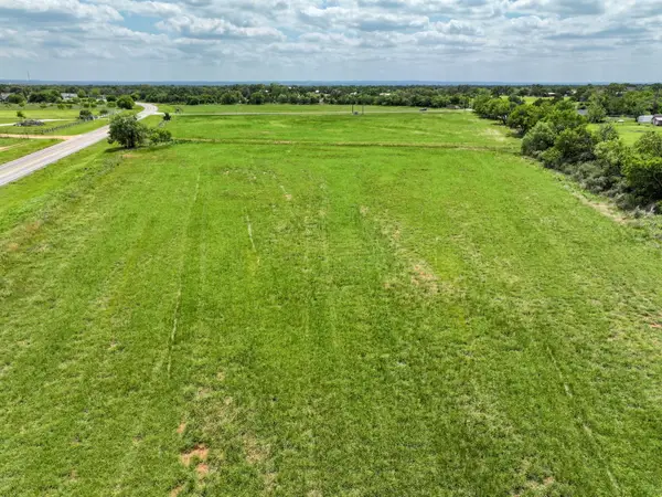 1980 (west Side), Marble Falls, TX 78654