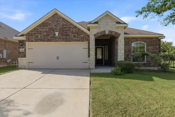 19513 Smith Gin St, Manor, TX 78653