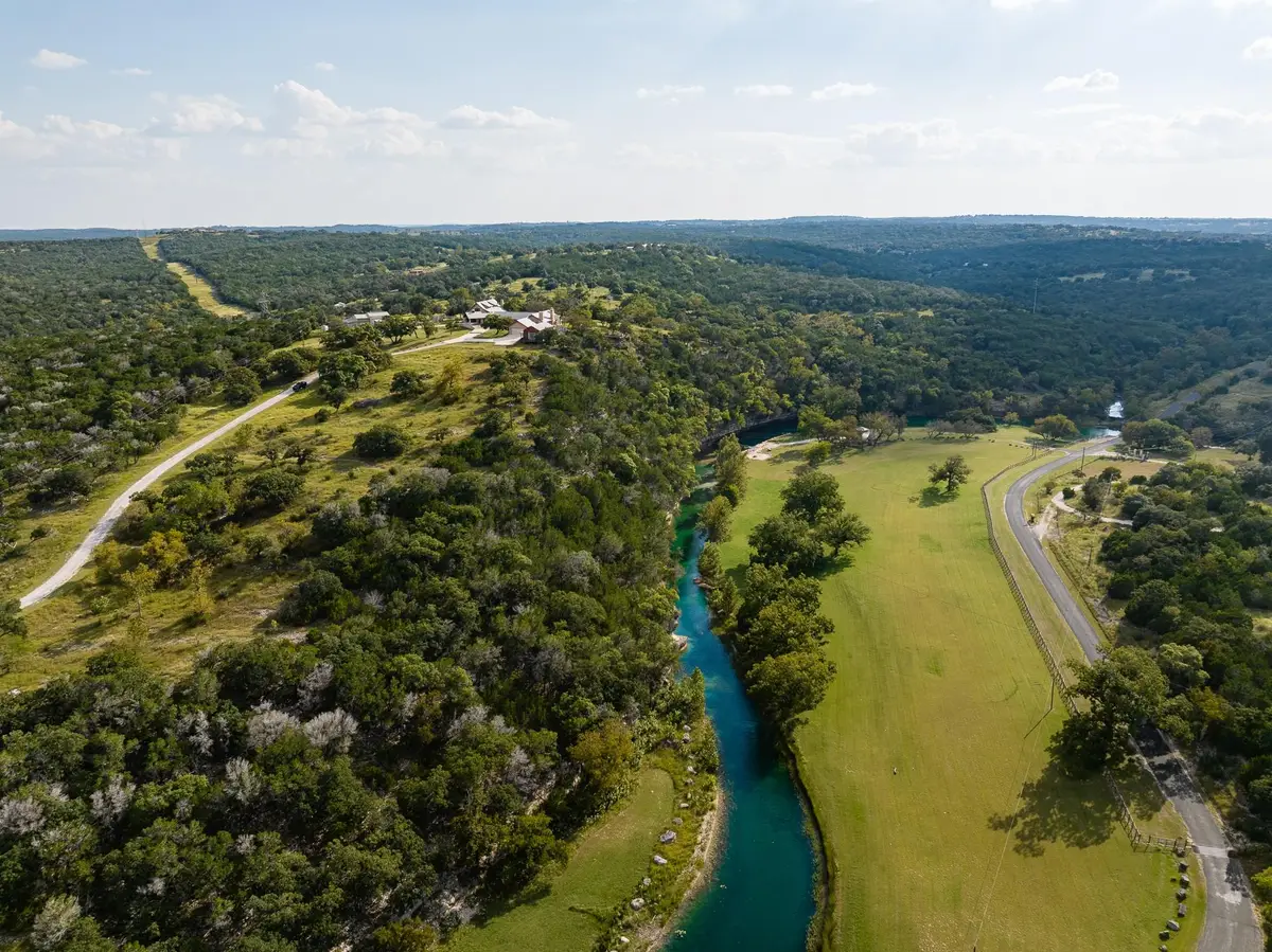 994 Upper Turtle Creek Rd, Kerrville, TX 78028 - #1