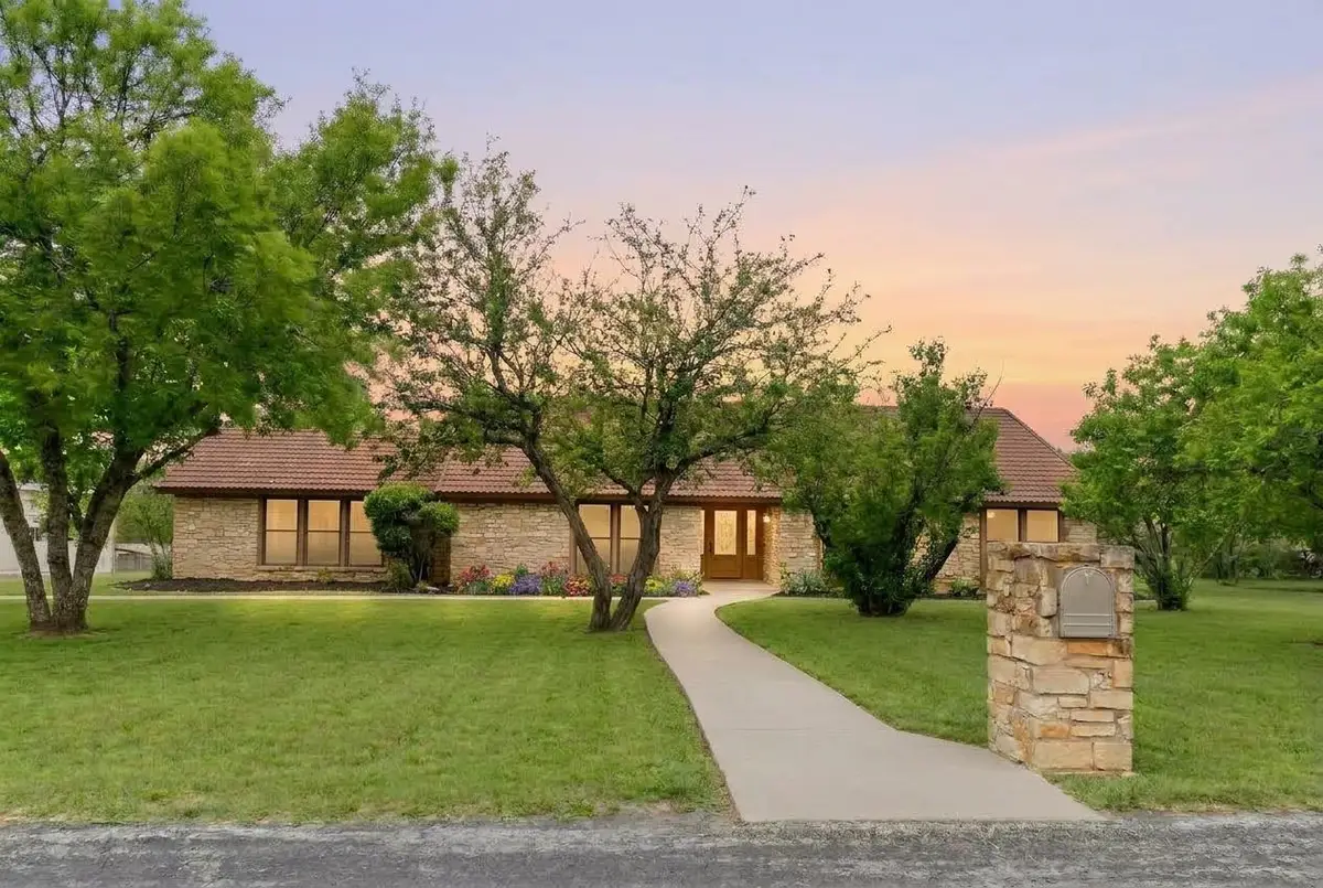 308 Ashwood Ln, Georgetown, TX 78628 - #1