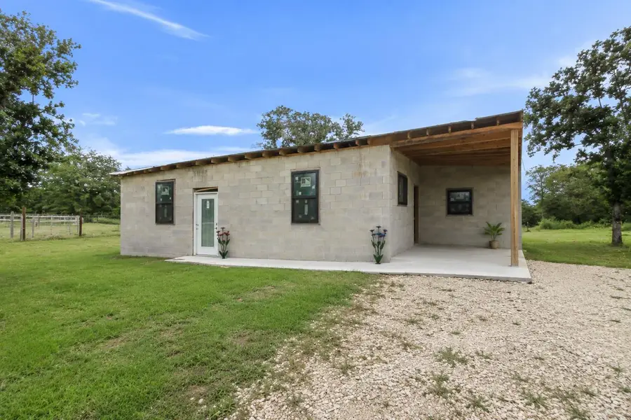 2755 Washburn Rd, Luling, TX 78648 - #3