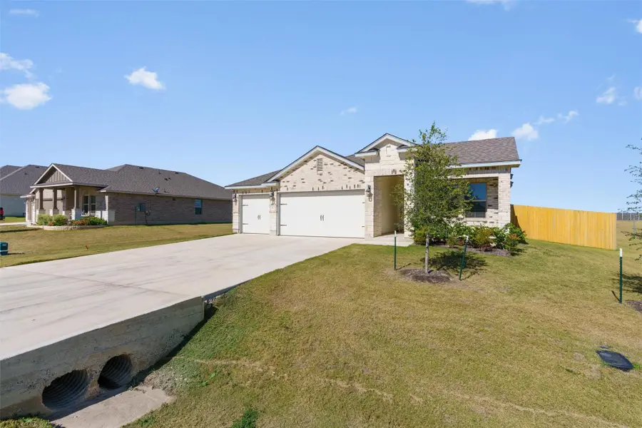 14072 Carsten Loop, Salado, TX 76571 - Image #3