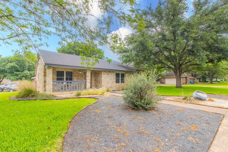 2400 Braemar Cv, Austin, TX 78747 - #2