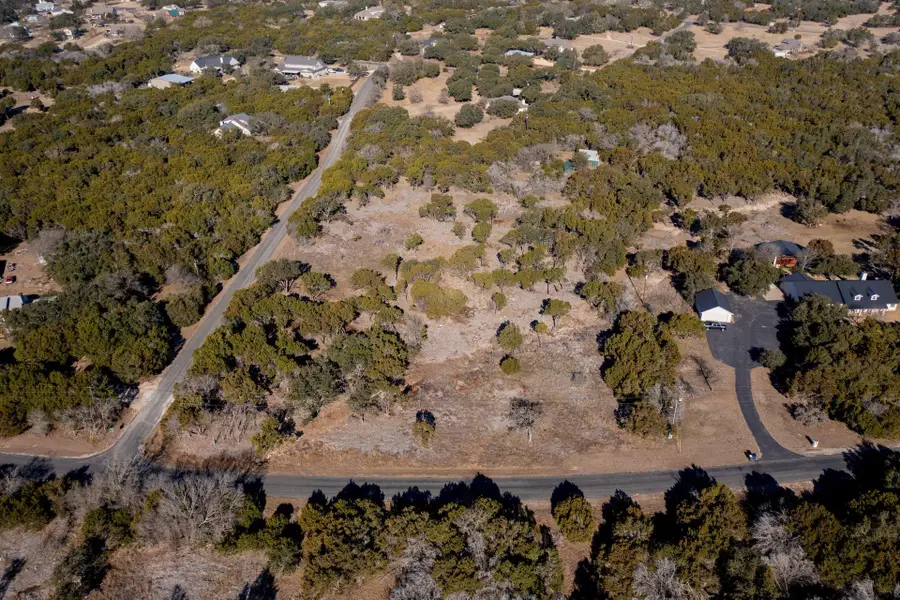 525 W Ridgewood Rd, Georgetown, TX 78633 - #2