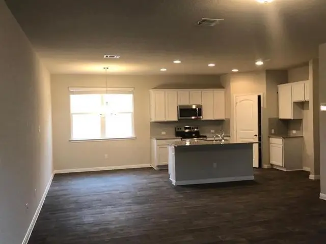 221 Naset Dr, Georgetown, TX 78626 - #3