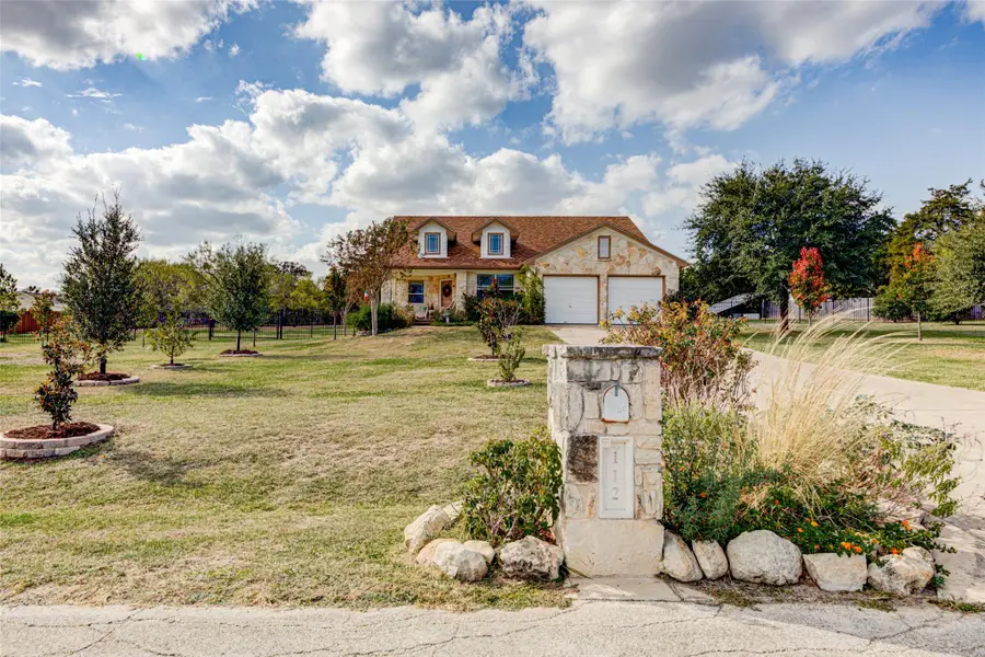 112 Speegle Ct, Cedar Creek, TX 78612 - Image #3