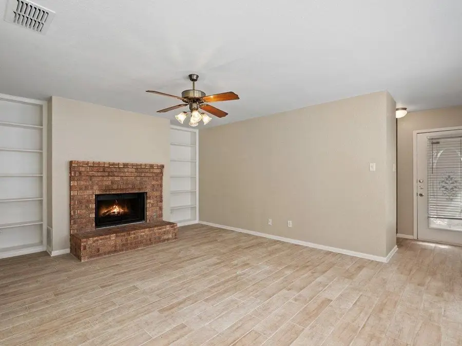 7825 Beauregard Cir #22, Austin, TX 78745 - #3