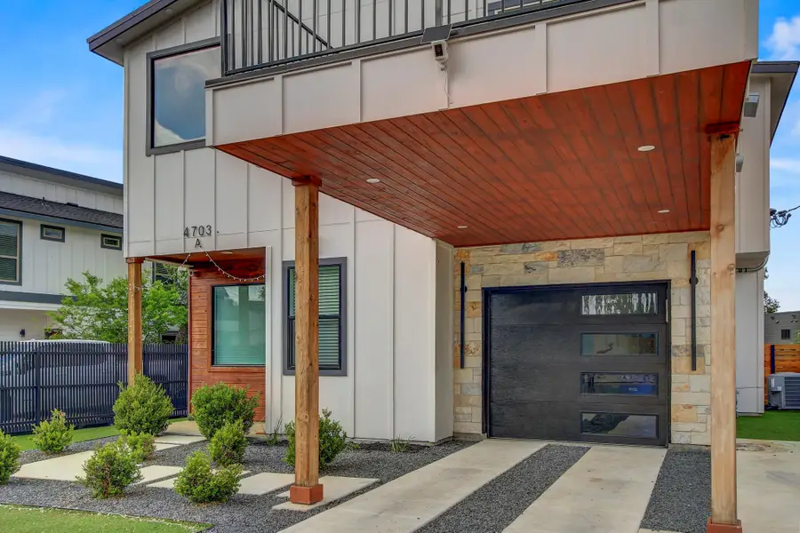 4703 Louis Ave #A, Austin, TX 78721 - #3