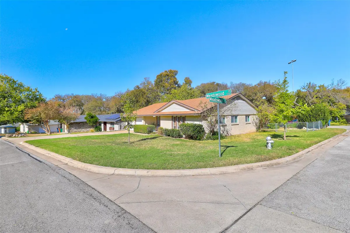 7210 Meadowood Dr, Austin, TX 78723 - Image #1