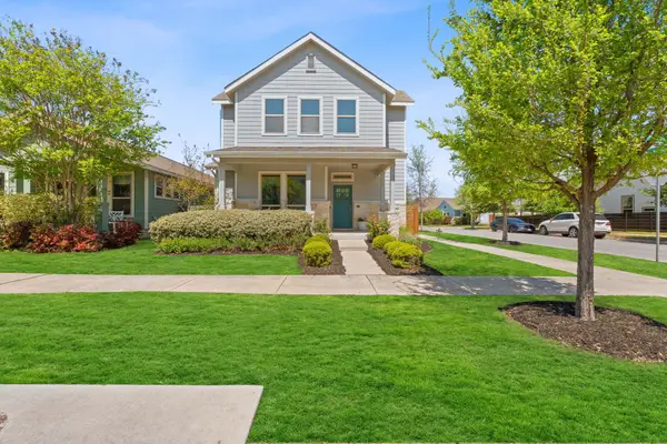 5820 Baythorne Dr, Austin, TX 78747