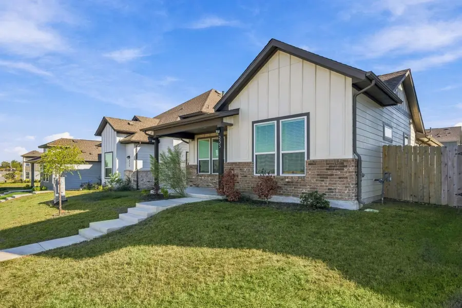 233 Porter Country Pkwy, Buda, TX 78610 - #2