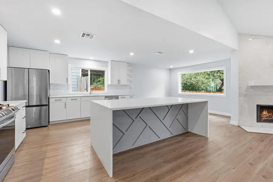 7807 Keswick Dr, Austin, TX 78745 - #3