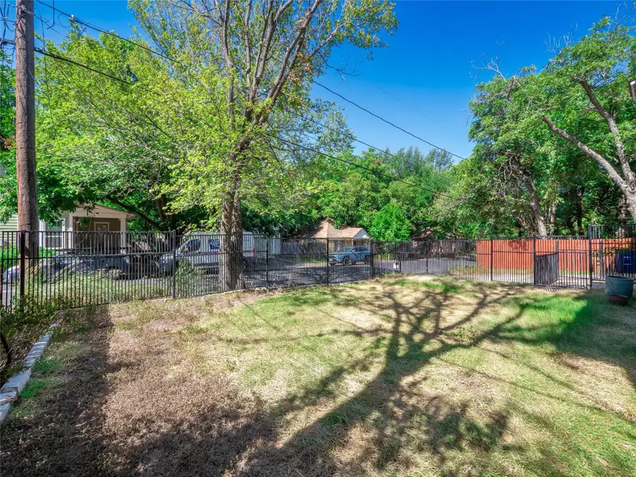 108 E 46th St, Austin, TX 78751 - #2