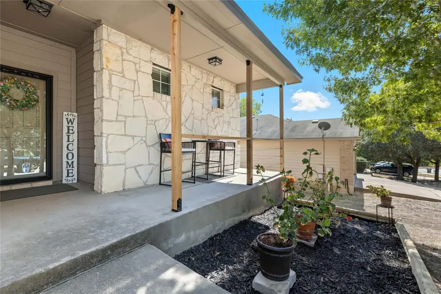 381 Bloomsbury Dr, Kyle, TX 78640 - Image #2