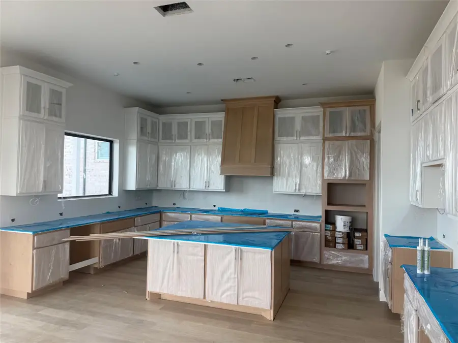 19233 Hopper Ln, Austin, TX 78738 - Image #2