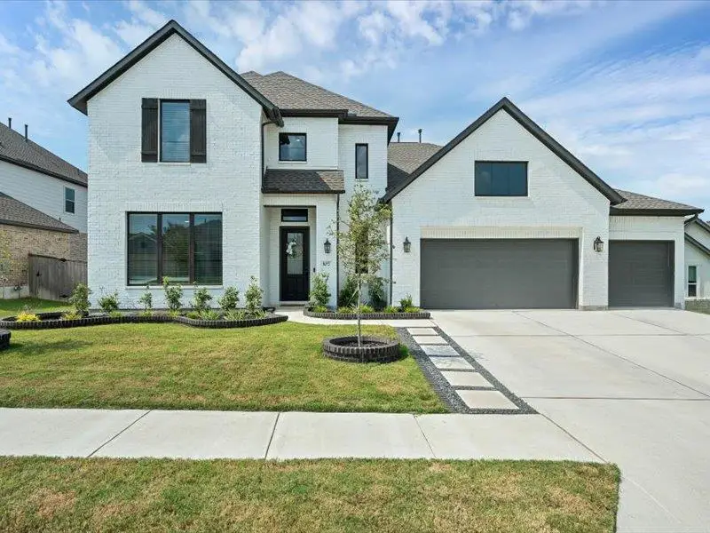107 Robert Brown Ln, Bastrop, TX 78602 - #1