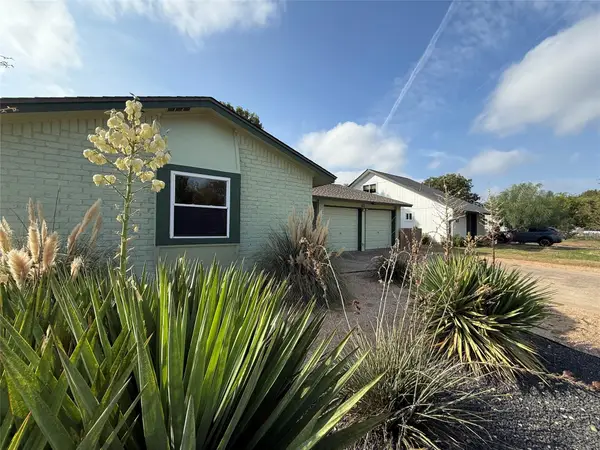 411 Buckboard Blvd, Round Rock, TX 78681