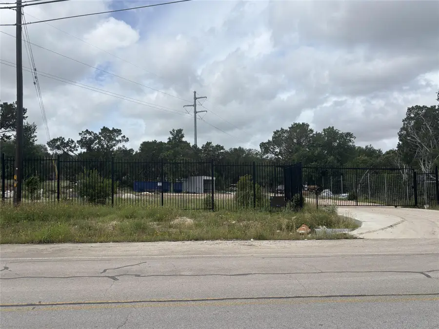 1711 W Mccarty Ln, San Marcos, TX 78666 - #2