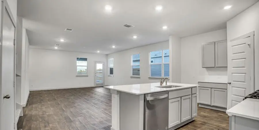 10601 Seguin St, Austin, TX 78754 - #3