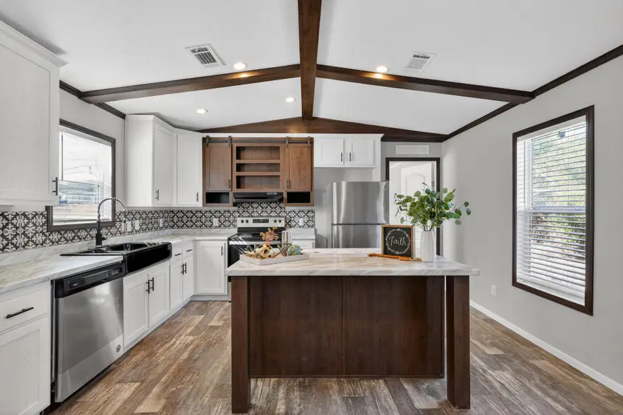 421 S Bear Creek Rd, Liberty Hill, TX 78642 - #2