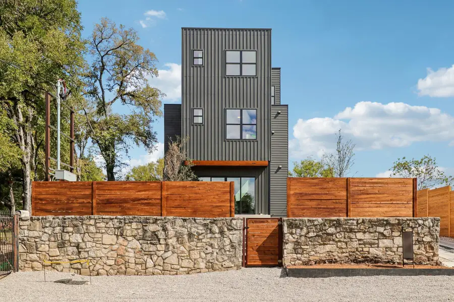 5610 Hudson St #1, Austin, TX 78721 - #2