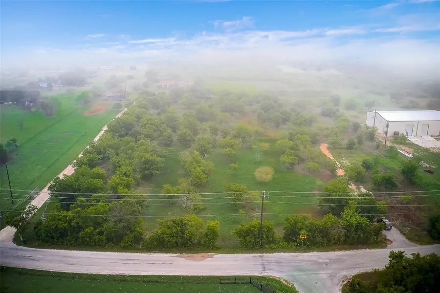 754 Williamson Rd #B, Niederwald, TX 78640 - #2