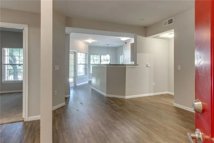 2320 Gracy Farms Ln #614, Austin, TX 78758 - Image #3