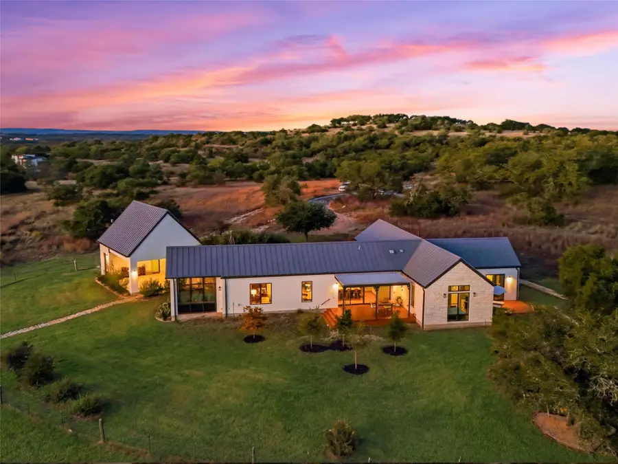 577 Cattle Creek Rd, Johnson City, TX 78636 - Image #2