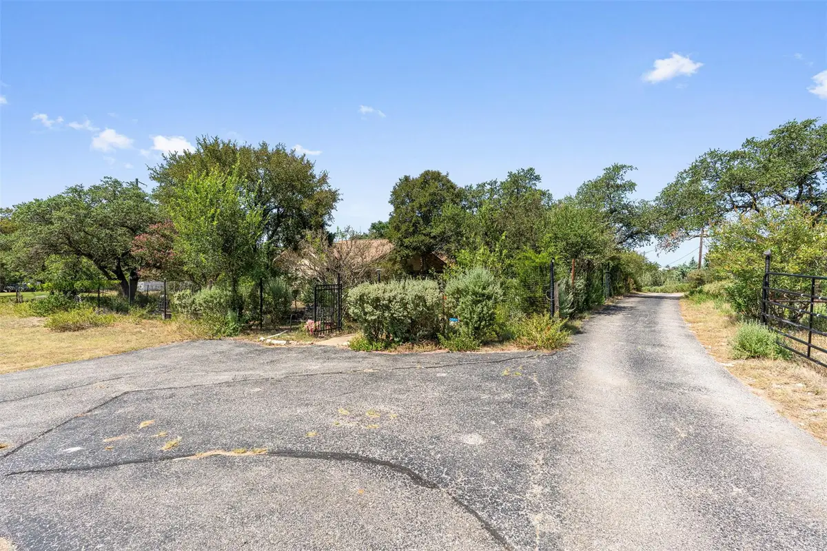 210 Raley Rd, Cedar Park, TX 78613 - #1