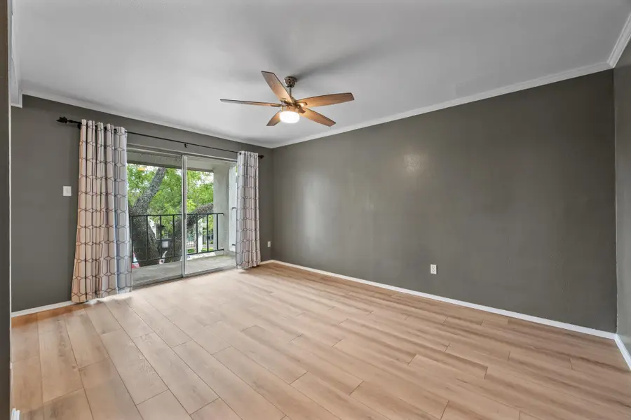 6910 Hart Ln #211, Austin, TX 78731 - #3