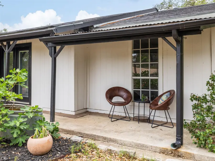 2591 Spring Valley Dr, Dripping Springs, TX 78620 - #3