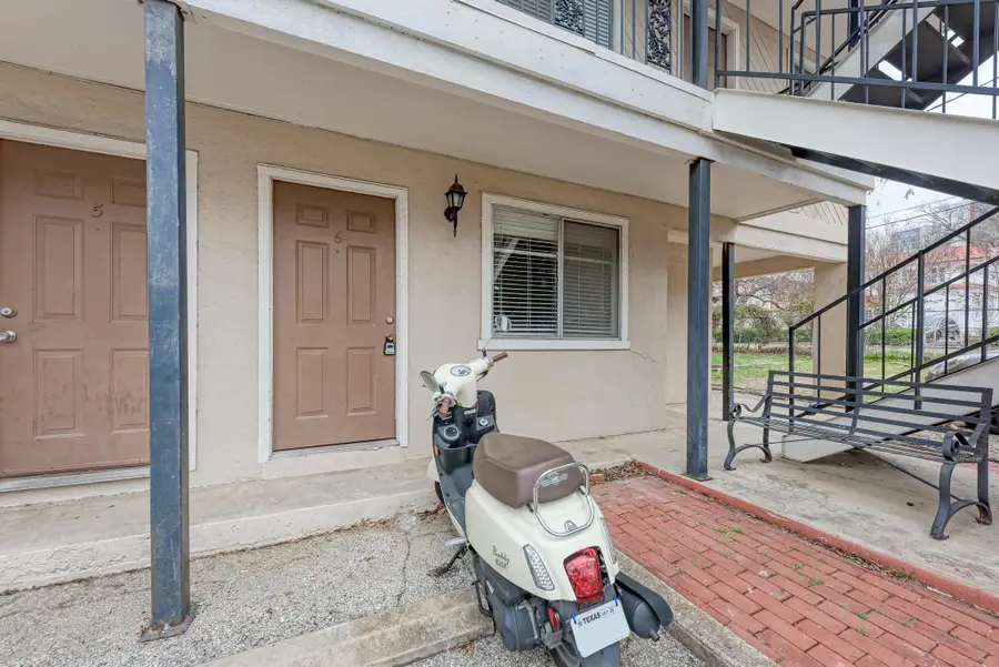 1010 W 23rd St #6, Austin, TX 78705 - #3