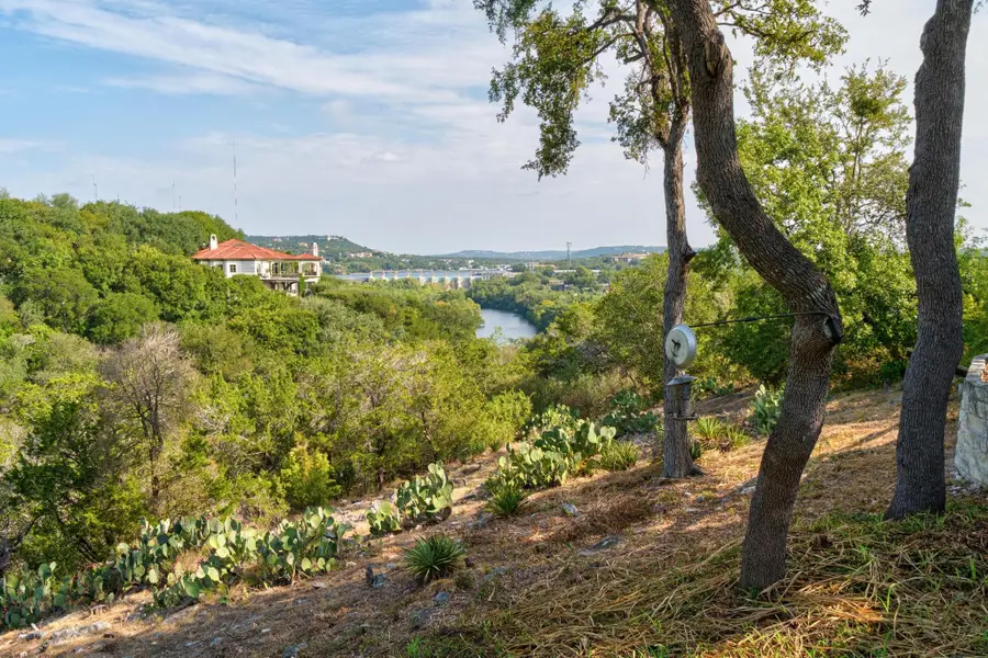 102 Canyon Cir W, Austin, TX 78746 - #2