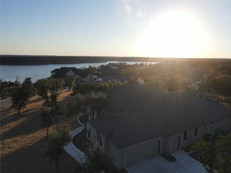 108 Lakeview Estates Dr, Belton, TX 76513 - #2