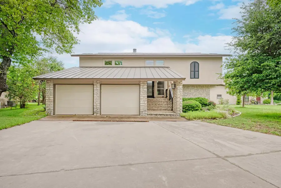 320 Lucy Ln, Horseshoe Bay, TX 78657 - #2