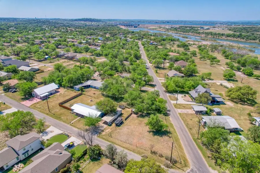 874 Pine Ln, Cottonwood Shores, TX 78657 - #2