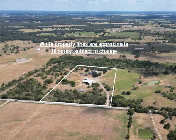 1124 County Road 301, Elgin, TX 78621