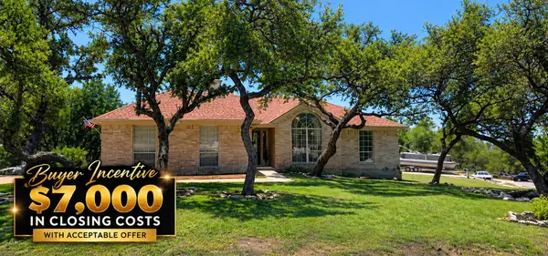 21105 Newport Cv, Lago Vista, TX 78645