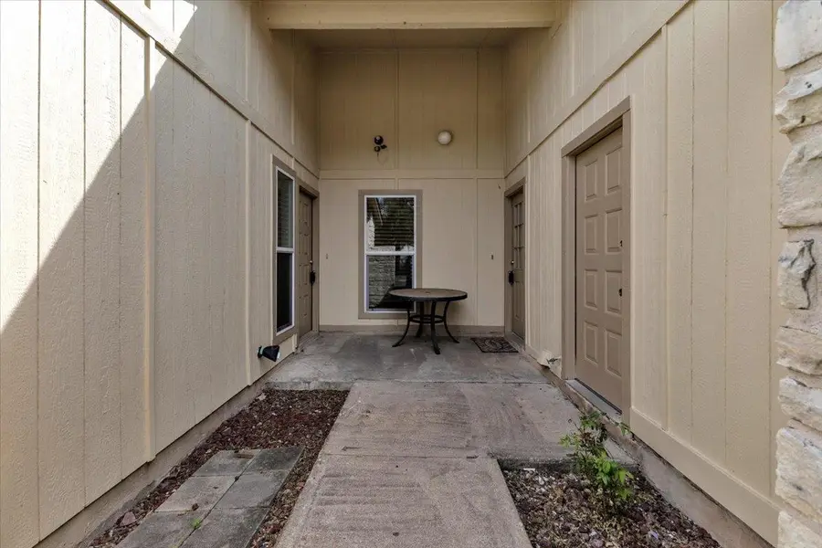 8713 Pineridge Dr, Austin, TX 78729 - #3