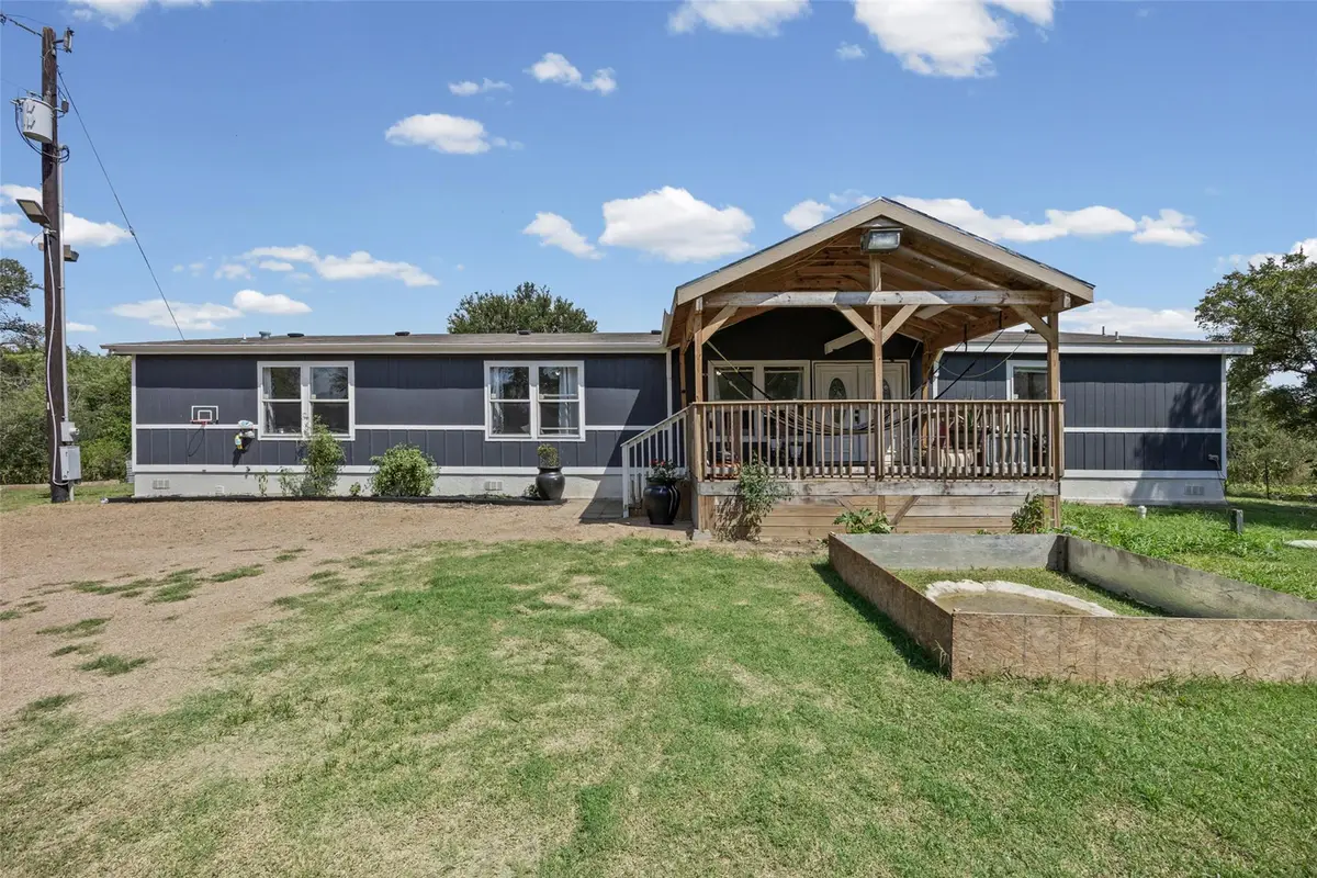 685 Thousand Oaks Dr, Cedar Creek, TX 78612 - #1